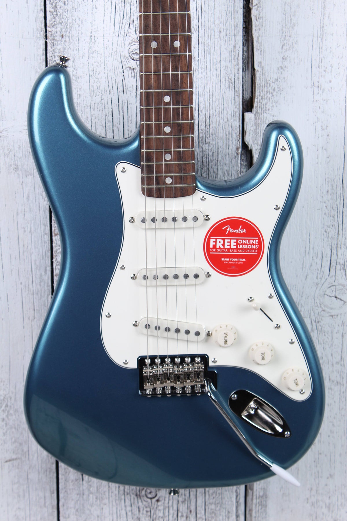 Lake Placid Blue Electric Guitar O652
