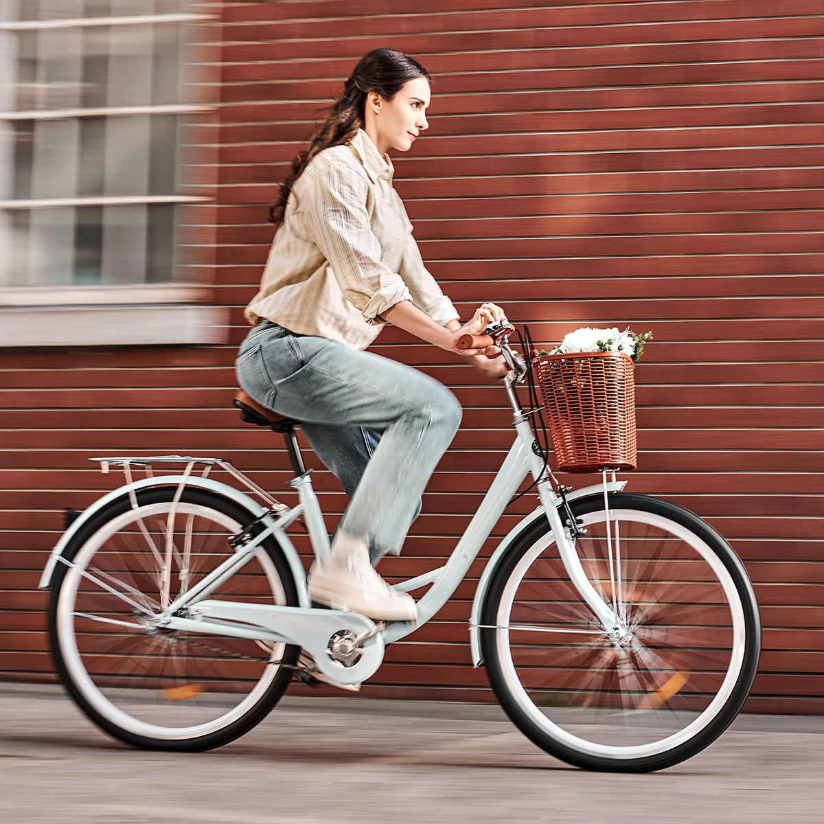 26 Inch Cruiser Bicycle with Basket Rack M7704