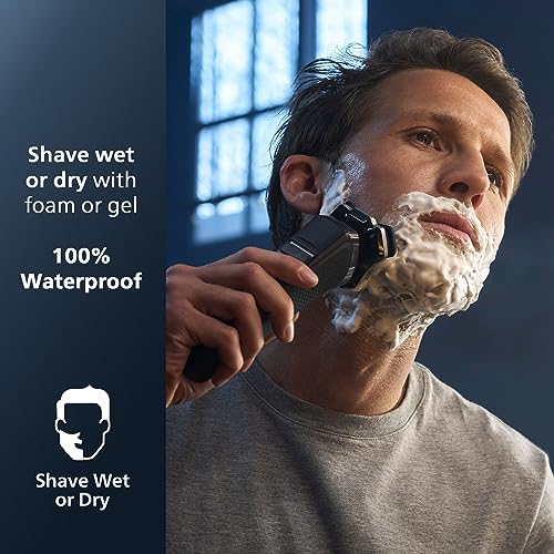 Silver Rechargeable Wet/Dry Electric Shaver K90229