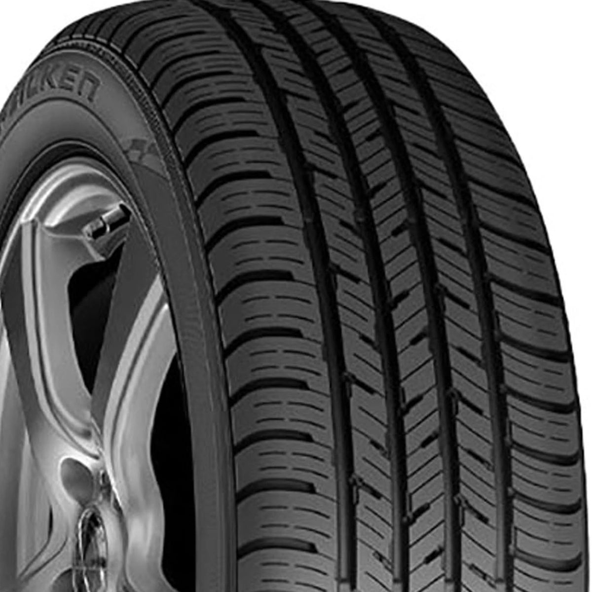 215/60R17 96H All-Season Tire L8306