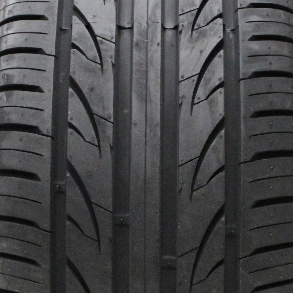 235/50ZR18 Passenger Tire O75818