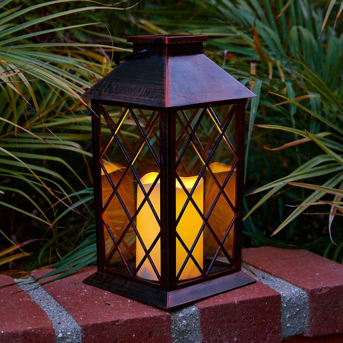 11 in. Solar LED Lantern R2315