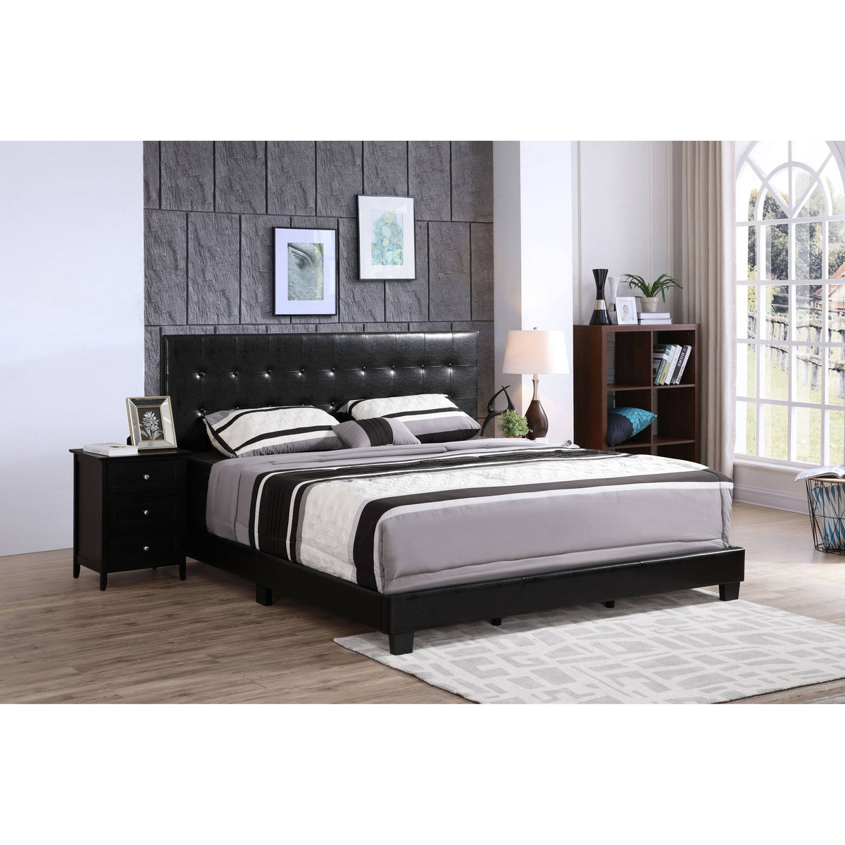 White Full Panel Bed R75324