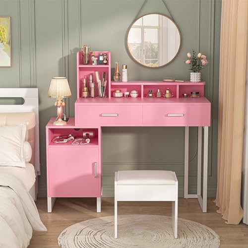White Vanity Desk with Drawers and Cabinets B610887