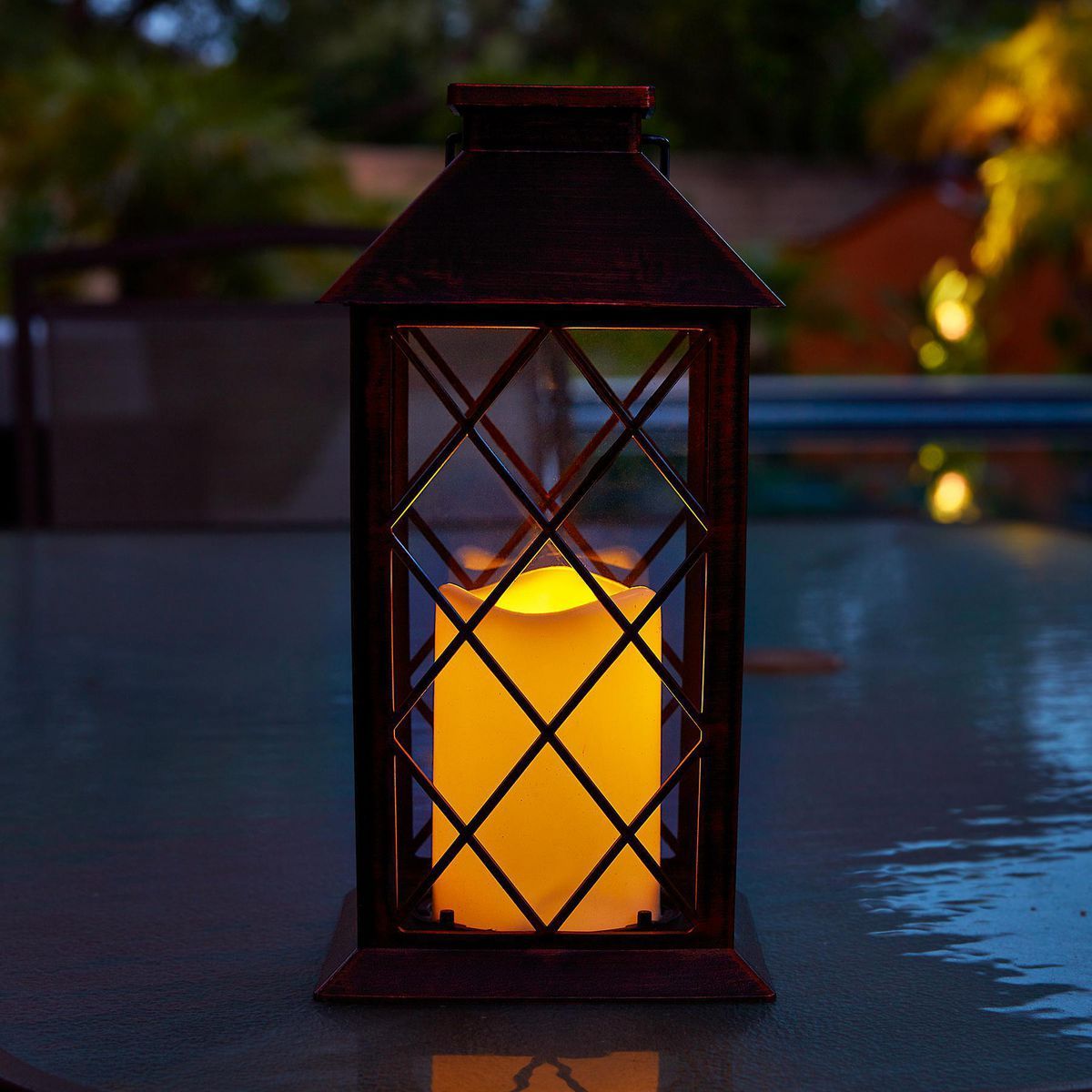 11 in. Solar LED Lantern R2315